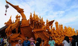 Korat Candle Procession Festival_03-500x300