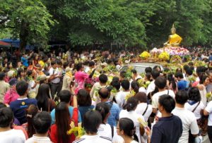 Saraburi Candle Festival 01