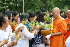 Saraburi Candle Festival 02