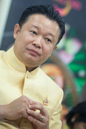 CLMVT Press Conference_18 300x450