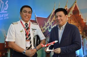 Mr. Kajorndet Apichartrakul (right) and Capt. Dexter Comendador (left)