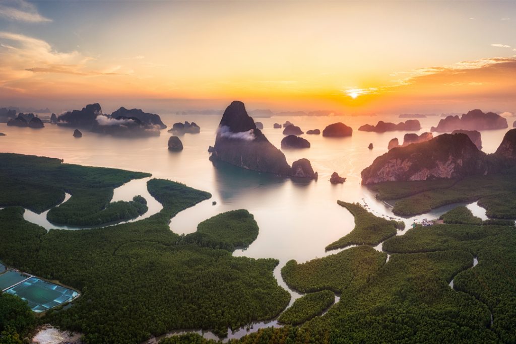 Phang Nga-Samed Nang Chee Viewpoint (จุดชมวิวเสม็ดนางชี)