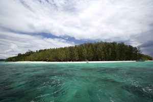 TAT Socially Environmentally Responsible Tourism Initiatives