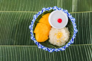 CNN International names two Thai desserts among world best