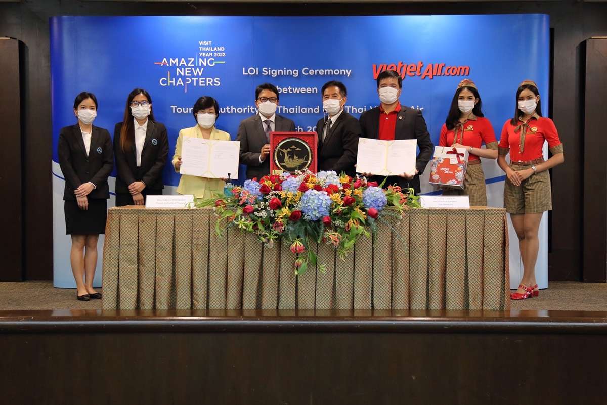 TAT and Thai Vietjet Air sign letter of intent to promote tourism to Thailand