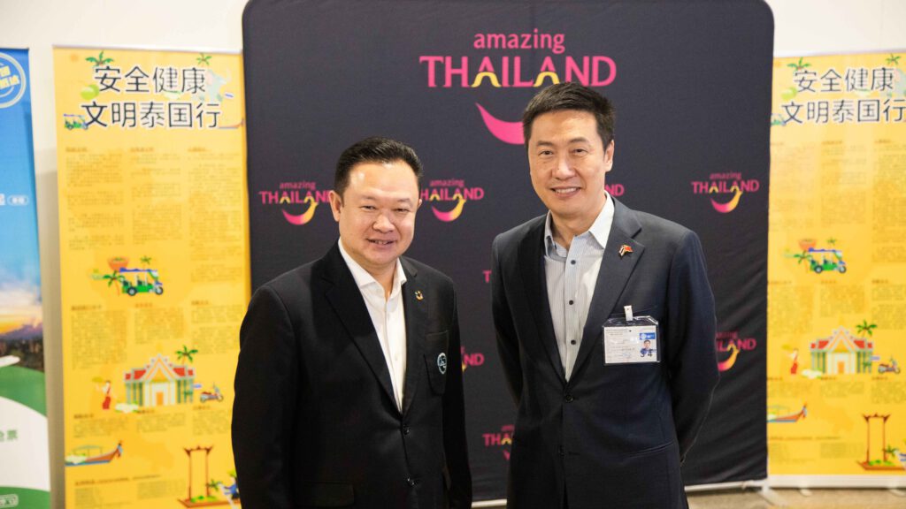 Thailand welcomes first tour groups from China