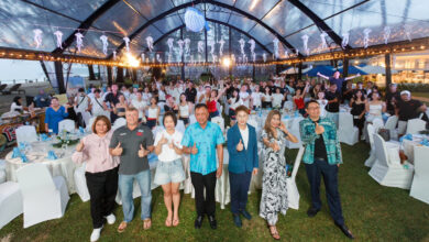 TAT executives, partners, and Chinese divers at the welcome reception in Phuket.