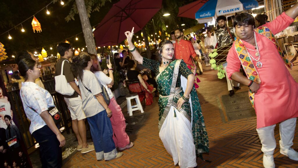Visitors enjoy lively Indian dance performances and street festivities at Khlong Ong Ang during the Amazing Thailand Grand Diwali Festival 2025.