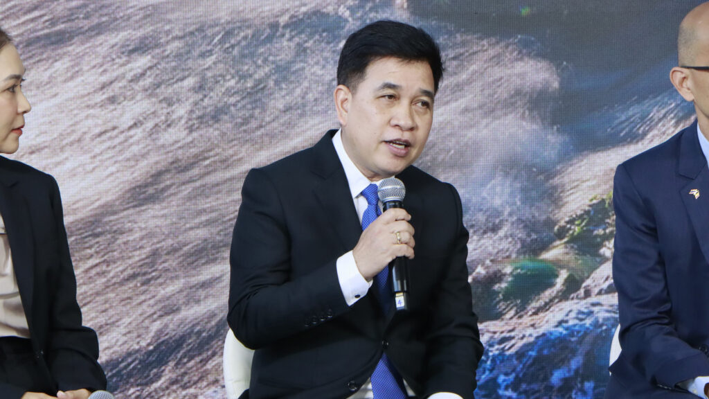 Tourism Minister delivers remarks during the Amazing Thailand Passport Privileges 2025 launch, emphasizing the Big Impact, Act Fast tourism policy.