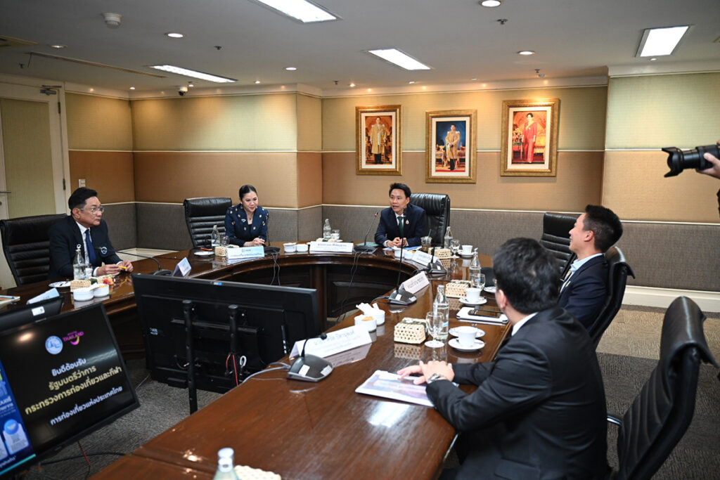 Mr. Atthakorn delivering remarks on the “Big Impact Act Fast” policy at TAT headquarters