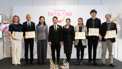 Mr. Artthakorn Sirilatthayakorn poses with all winners of the Responsible Thailand Awards 2025, celebrating champions of sustainable tourism at the Amazing Thailand Press Conference during WTM 2025 in London.