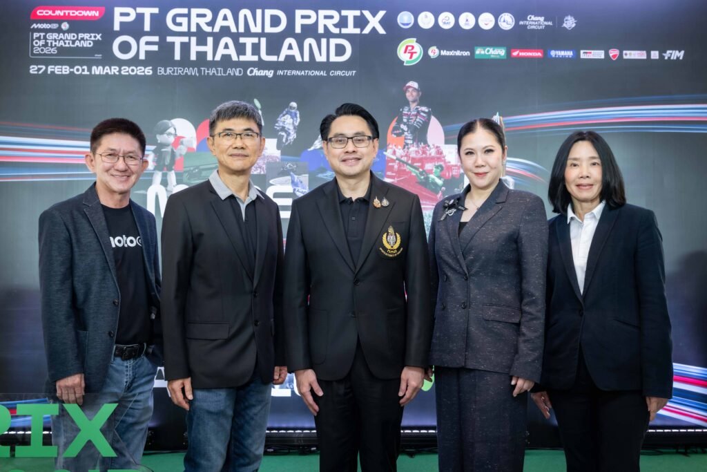 Officials from tourism and sports authorities pose together at the PT Grand Prix of Thailand 2026 press event, reinforcing collaboration for world-class motorsport hosting.