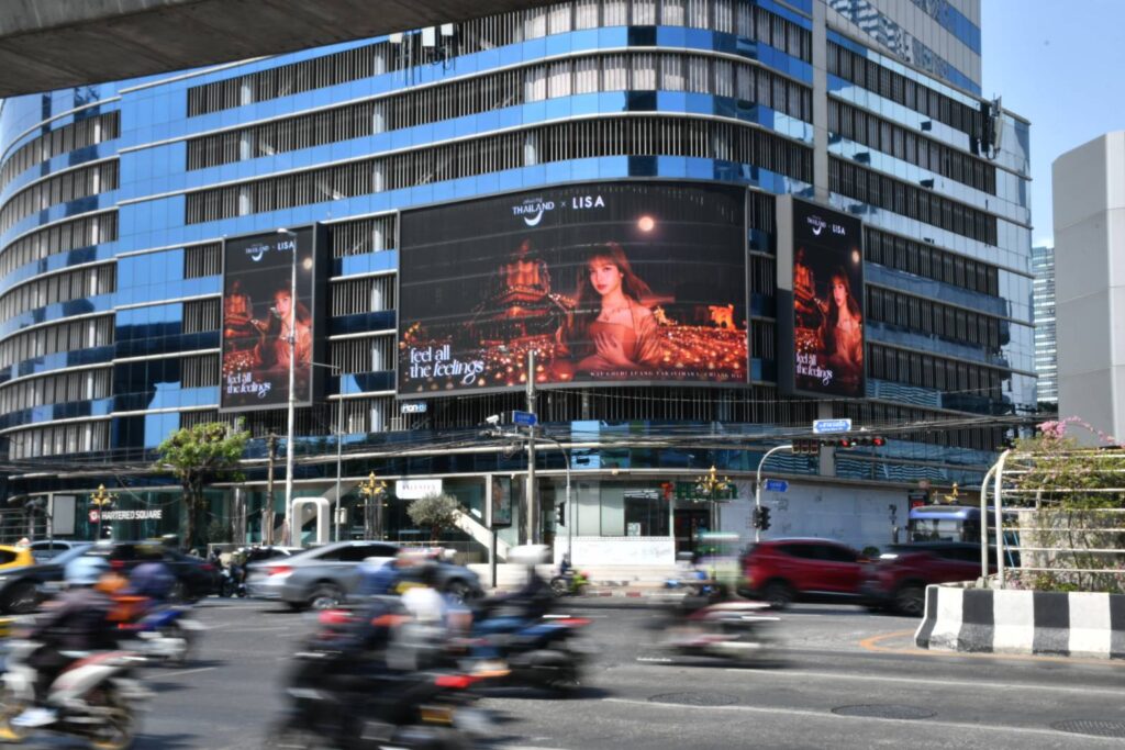 Amazing Thailand x LISA “feel all the feelings” triple digital billboards at Chartered Square Building, Sathorn–Surasak, Bangkok.