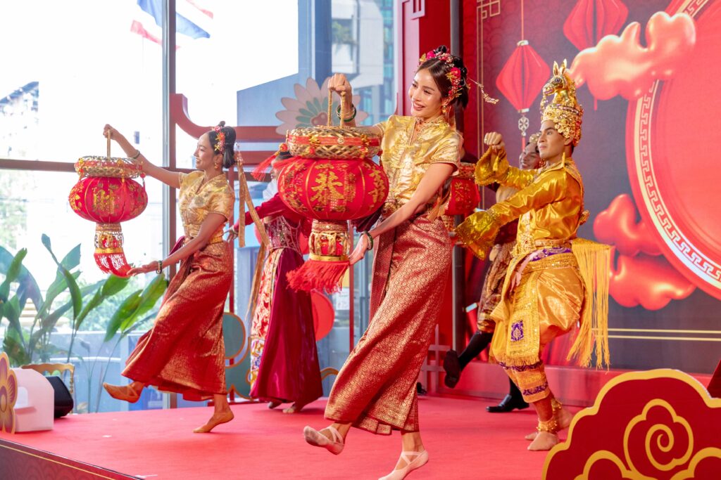 Cultural dance featuring Chinese lanterns at Amazing Thailand Chinese New Year 2026 in Bangkok