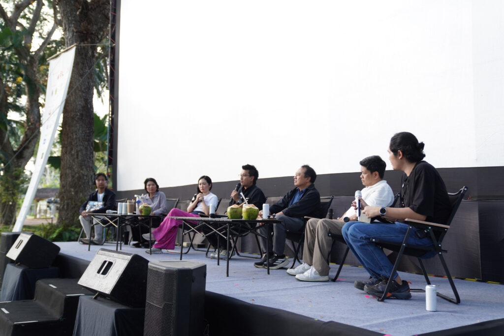 Film industry experts join panel discussion at Love on Screen Film Festival supporting Thailand Soft Power strategy.