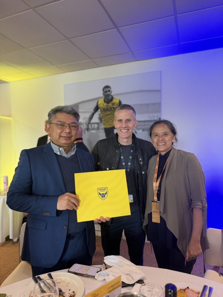 Tourism Authority of Thailand and Oxford United Football Club Showcase Thai Culture in the United Kingdom
