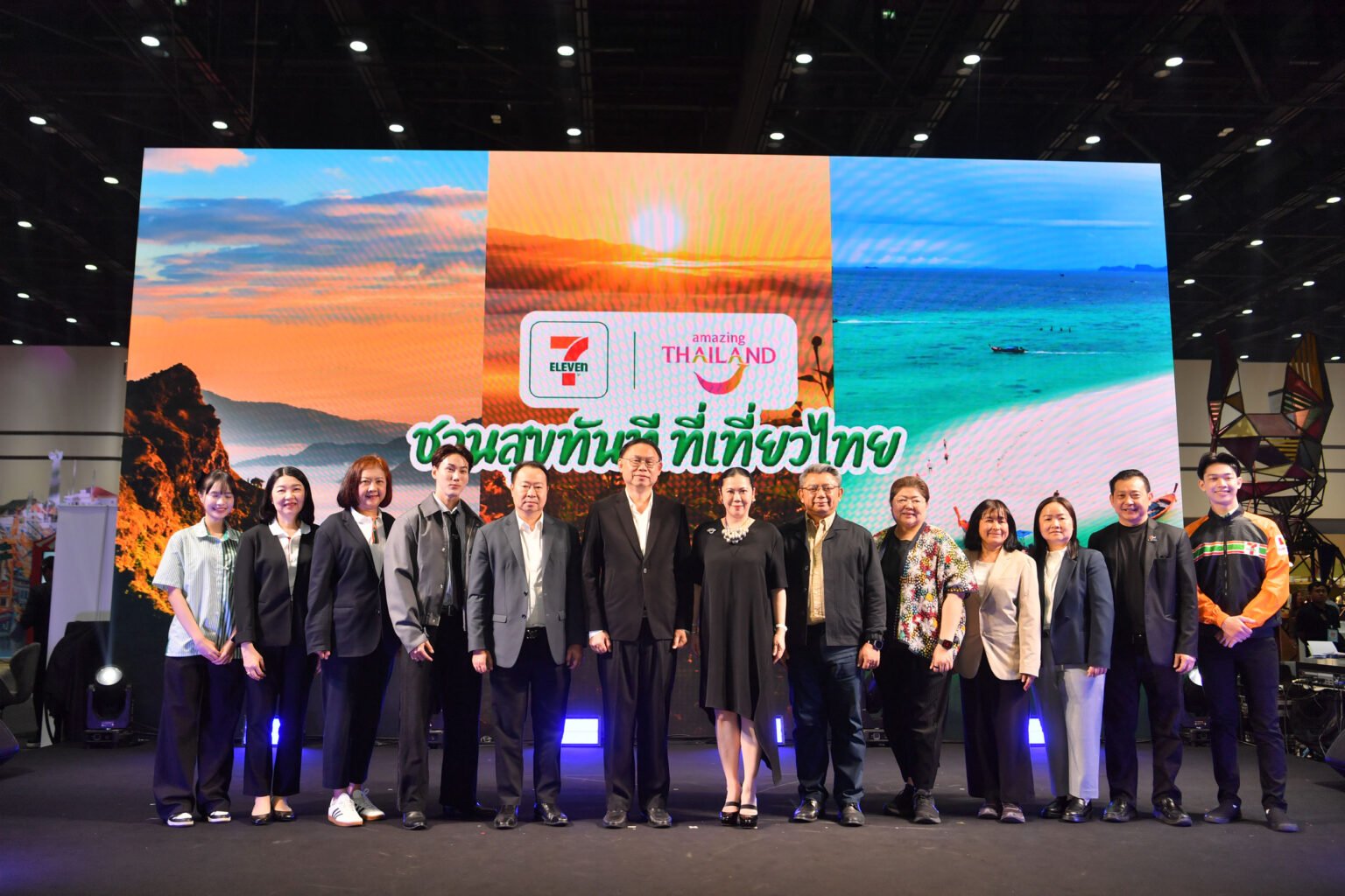 TAT and CP All executives at the launch of Suk Thanthee Thi Tiew Thai with 7-Eleven campaign in Bangkok