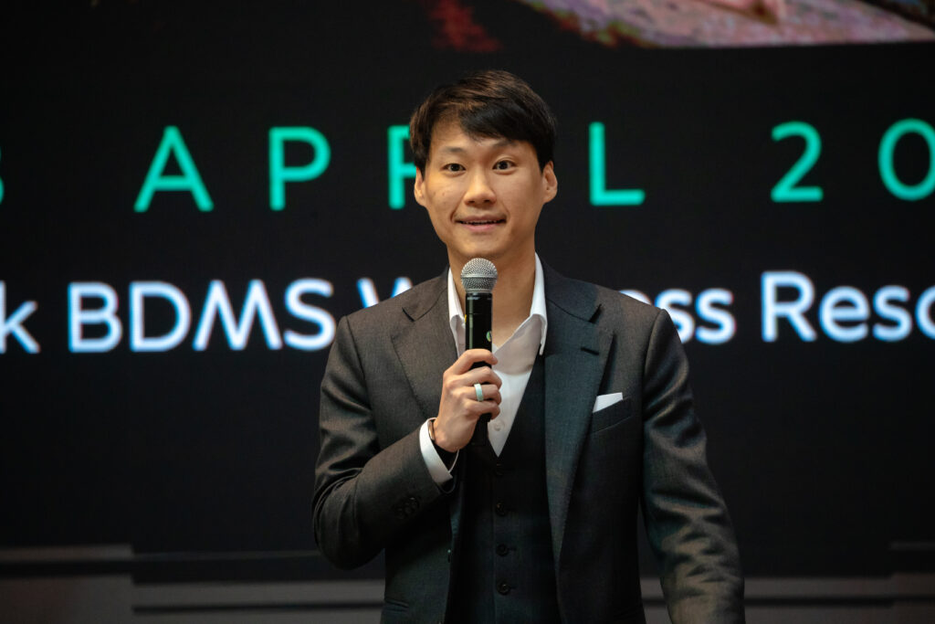 Keynote speaker presents on wellness trends at Amazing Thailand Health and Wellness Trade Meet 2026 conference