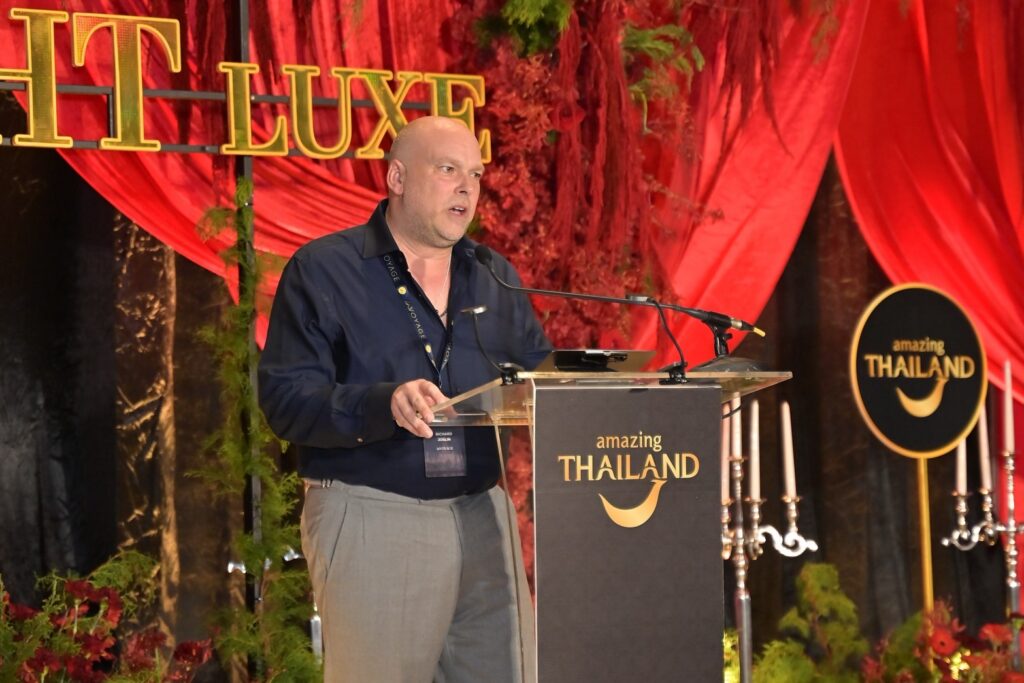 4. InVoyage Global executive delivering speech at Amazing Thailand Bangkok Night Luxe luxury tourism event in Bangkok
