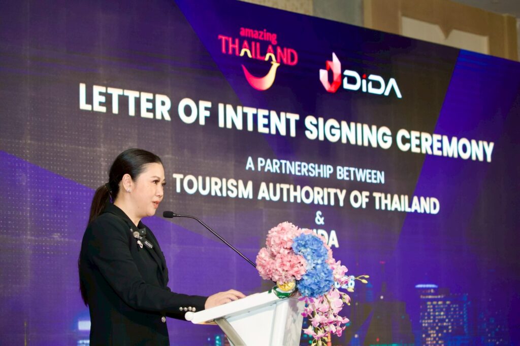 3. TAT executives and Dida representatives at LOI signing ceremony in Bangkok event photo