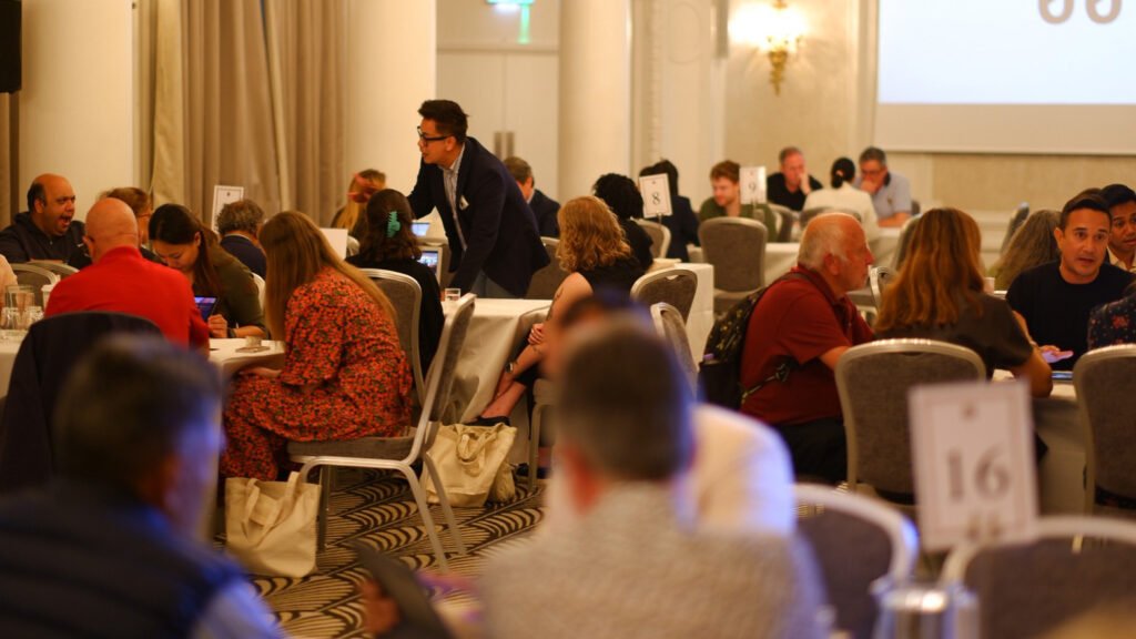 Thai sellers and UK travel trade representatives hold business meetings during the roadshow.