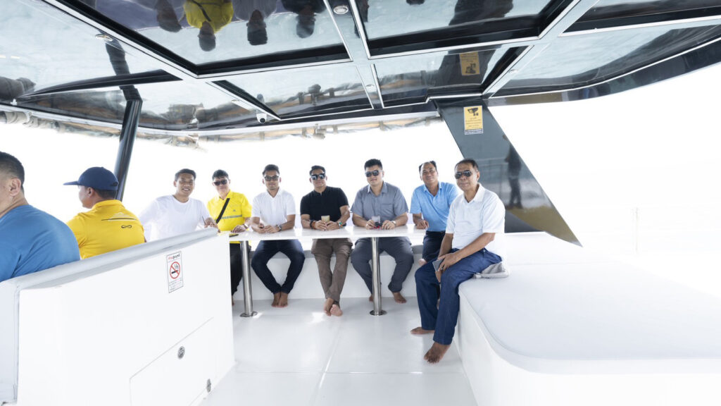 6. GMS and Bhutan delegates enjoy a yacht excursion in Pattaya showcasing Thailand’s marine tourism offerings.