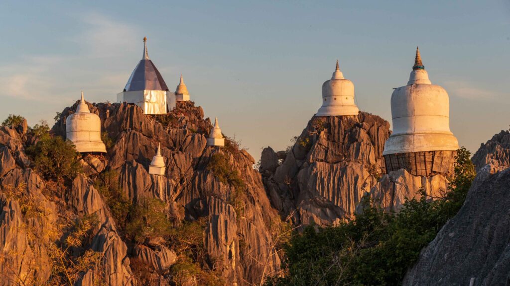 From Misty Peaks to Coastal Reaches: “feel all the feelings” and Discover the Unforgettable Emotions of Thailand