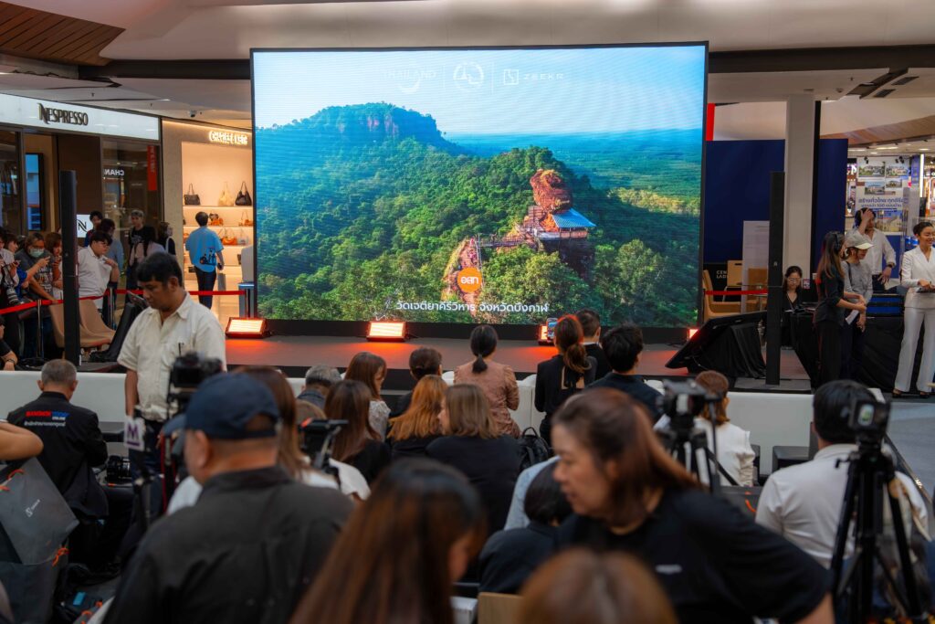 5. Media and guests attend the Amazing Thailand in ZEEKR Luxury Way EV tourism campaign launch.