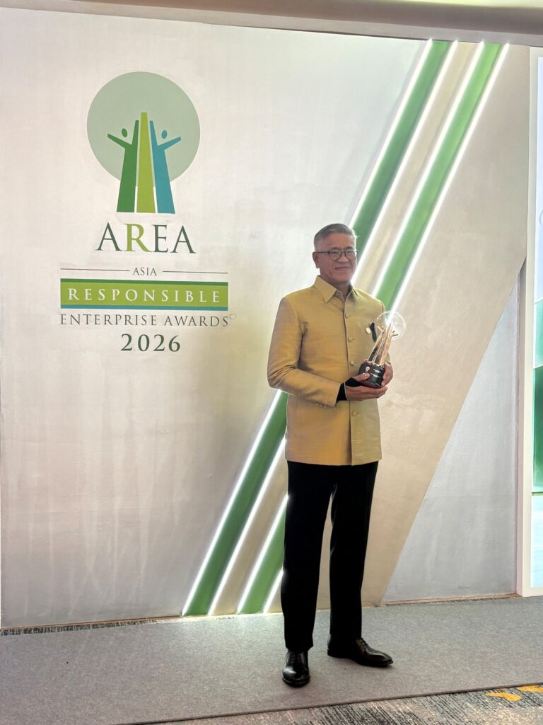 TAT representative holds the CF-Hotels Green Leadership award at AREA 2026, highlighting sustainable tourism leadership.