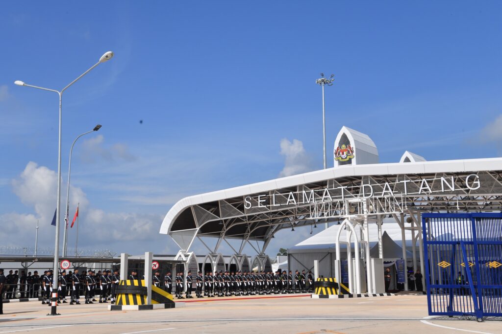 Bukit Kayu Hitam checkpoint hosts the official ceremony for the new Sadao Road connection.