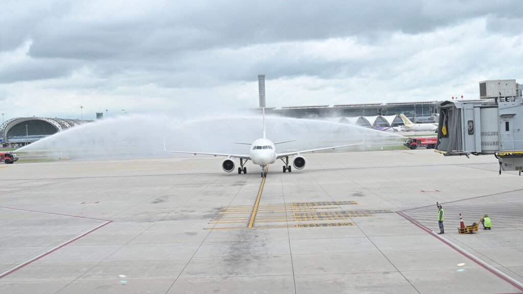 TAT welcomes TransNusa Airlines inaugural Jakarta–Bangkok service