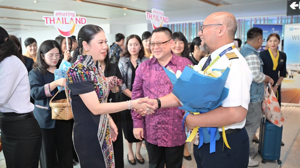 TAT welcomes TransNusa Airlines inaugural Jakarta–Bangkok service