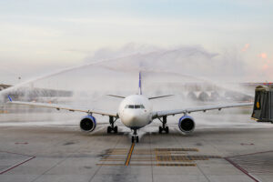 TAT welcomes Belavia’s first Minsk–Bangkok flight ahead of Phuket route launch