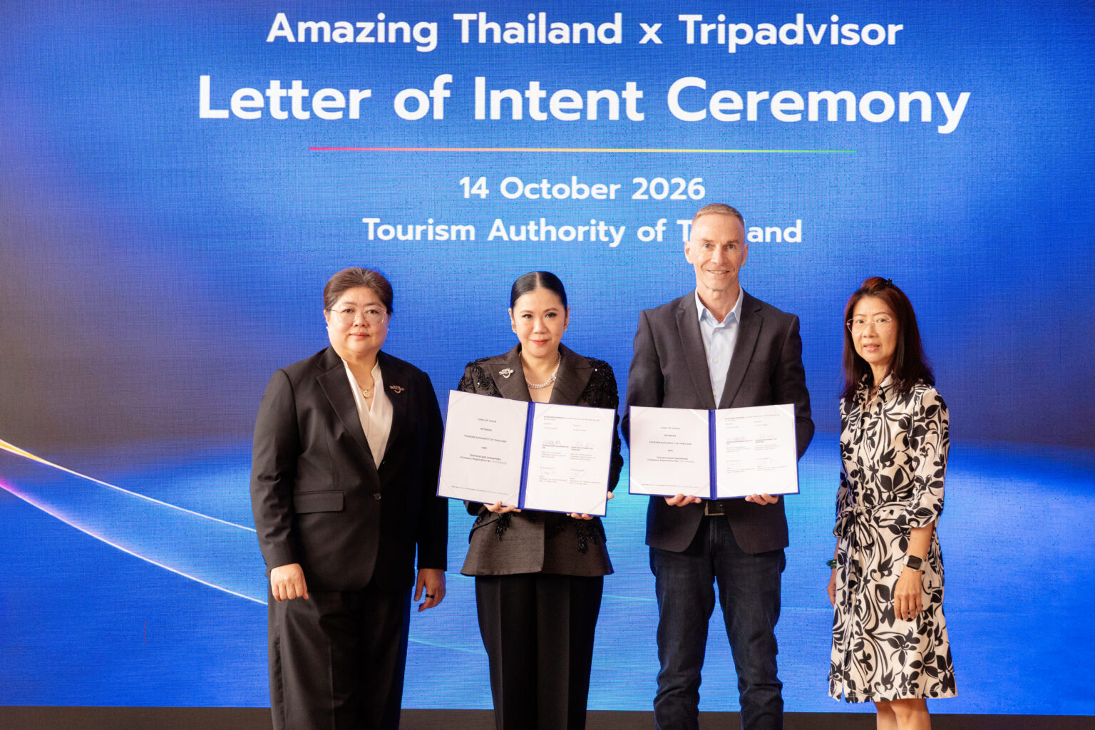 TAT and Tripadvisor executives mark the signing of a Letter of Intent to support Thailand’s 2027 tourism transformation through destination marketing, traveller insights and digital collaboration.