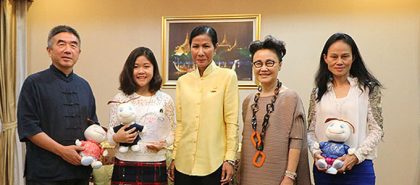 16-year-old singer for promoting positive image in China_1-680x300