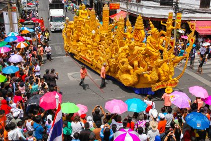 Colorful of lent candle festival_Manoon_Pongpanpath-TAT Newsroom Contest 2014