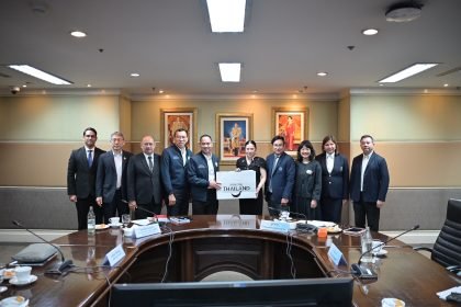 TAT and transport partners discuss Fly and Drive tourism and regional air connectivity in Thailand.
