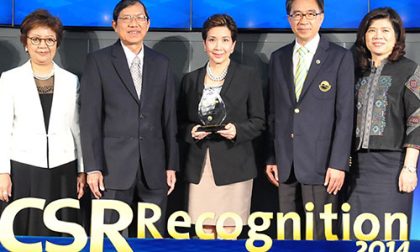 TG192-Photo-News-THAI-receives-CSR-Recognition-2014