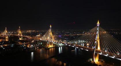 Thailand extends visa fee waiver scheme for tourists from 21 countries_Bhumibol Bridge, Bangkok