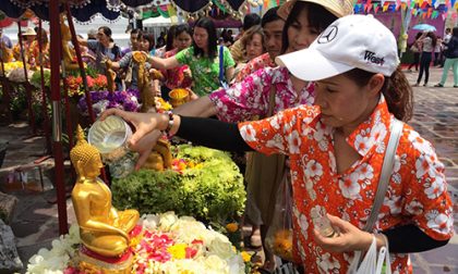 Songkran Festival 2016