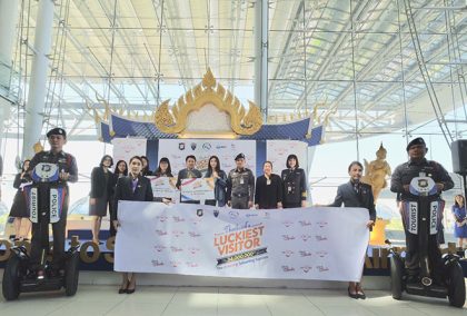 Yu-Chen Wang 34 millionth arrival to Thailand